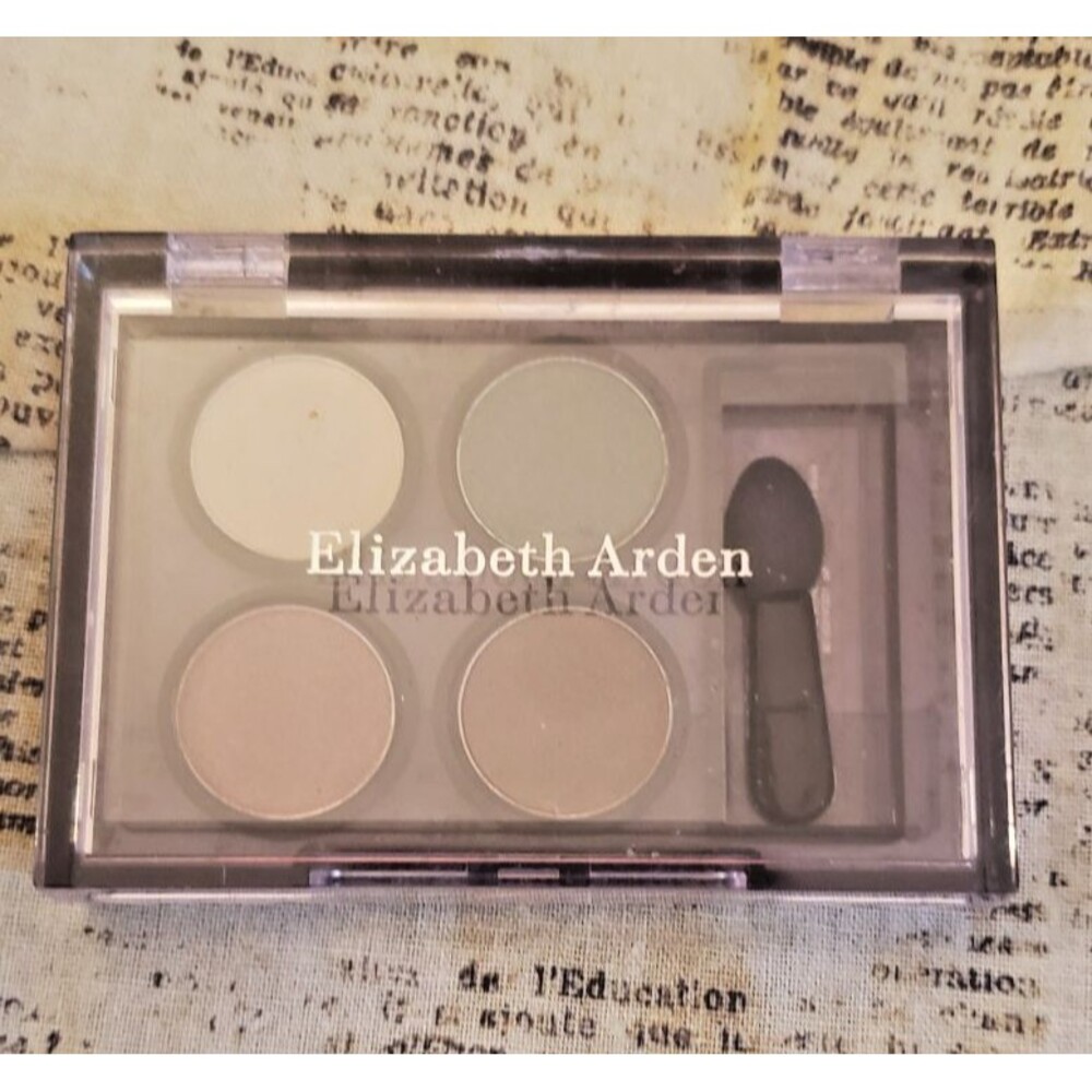 New Old Stock - Elizabeth Arden - Quad Eyeshadow (Vanilla, Siren, Aura, Topaz)